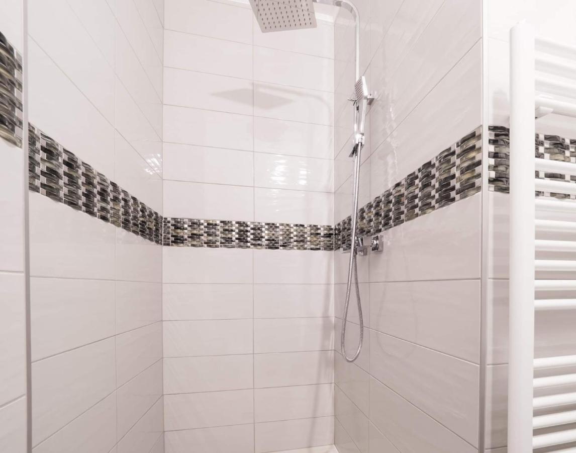 Executive Double Room With En-Suite In Guest House City Centre R4 Luxembourg Eksteriør bilde